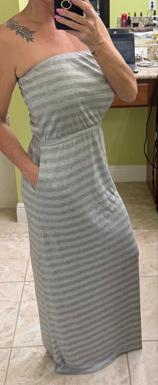 White House Black Market Silver Metallic Strapless Maxi Dress XS NWT $129 retail